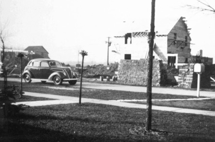 11407 Cranston 1937 (Wozniak home)