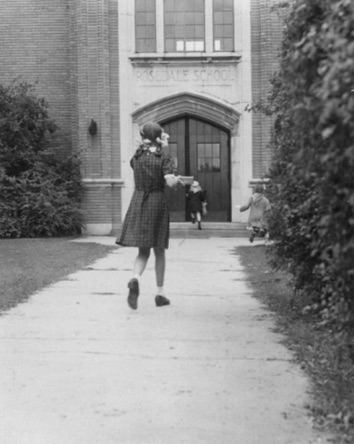 First Day of School (Lorraine) - 1940