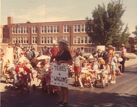 Karen Mays - Trikes And Wagons - 1971