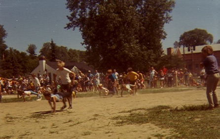 Wheelbarrow Race - 1971